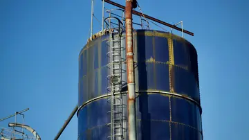 Przykład: silos / zbiornik